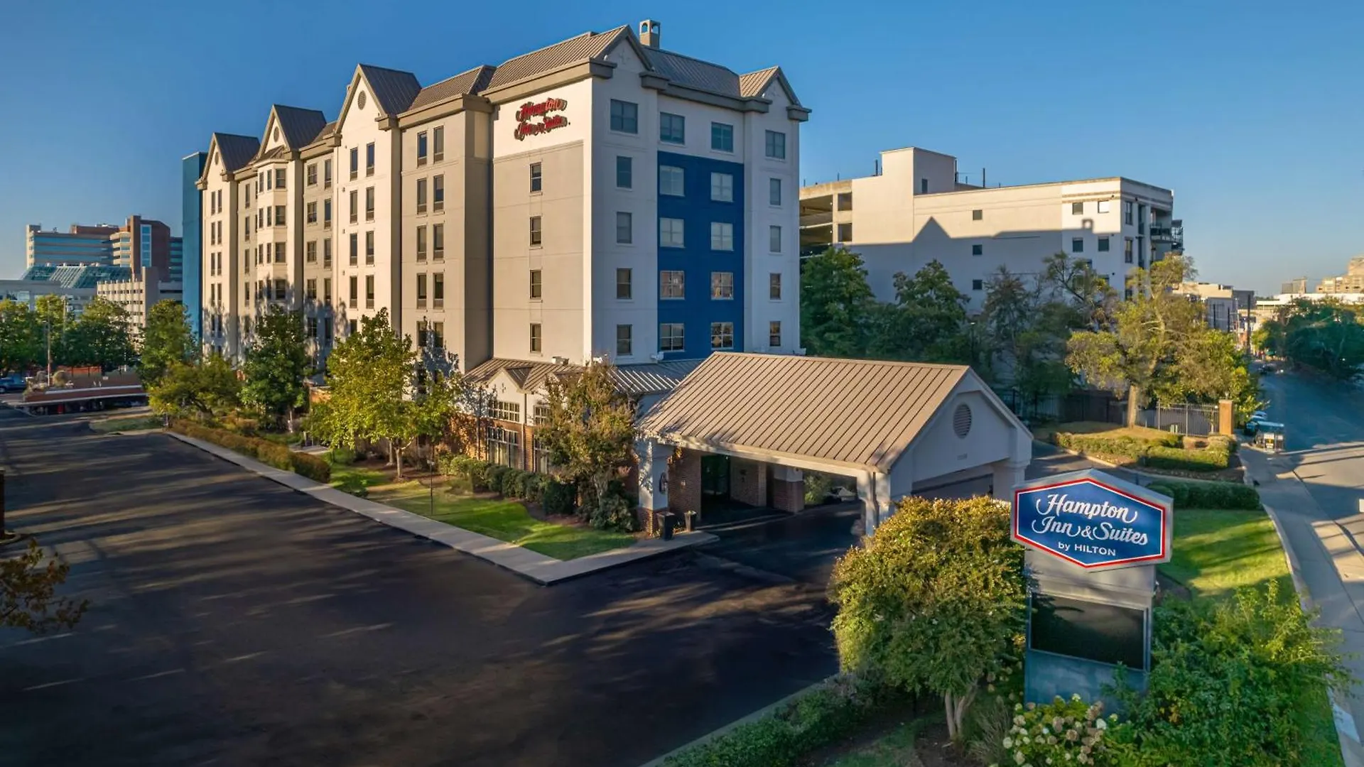 Hampton Inn & Suites Nashville-Vanderbilt-Elliston Place