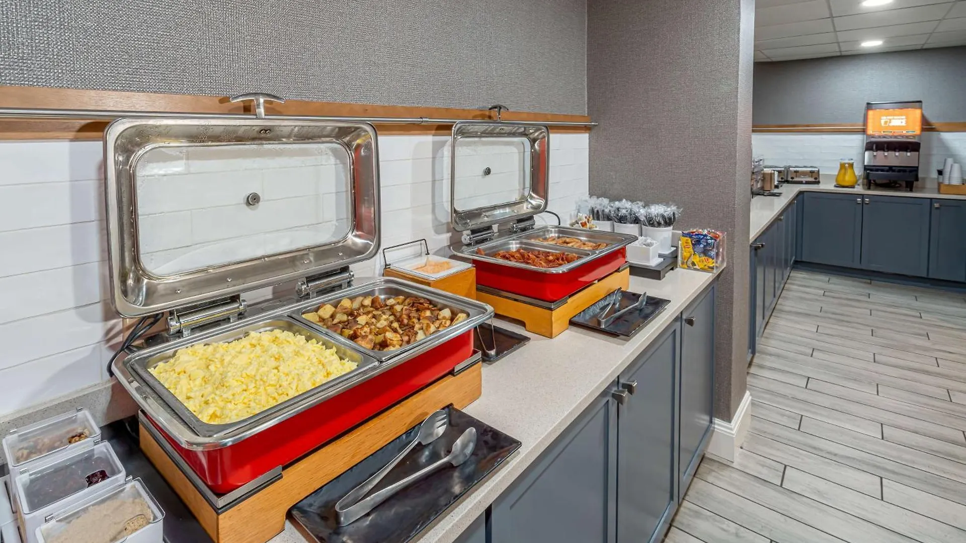 Hampton Inn & Suites Nashville-Vanderbilt-Elliston Place Ξενοδοχείο Νάσβιλ