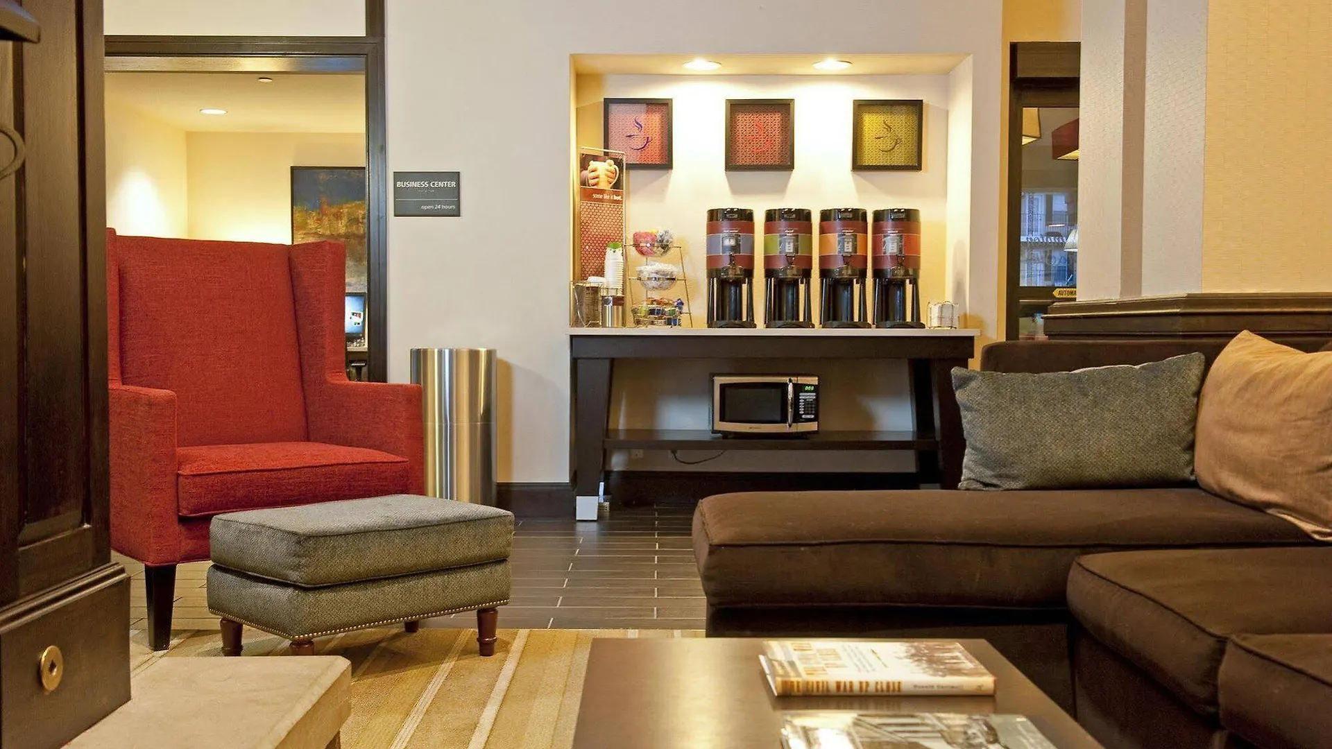 Hampton Inn & Suites Nashville-Vanderbilt-Elliston Place Ξενοδοχείο Νάσβιλ